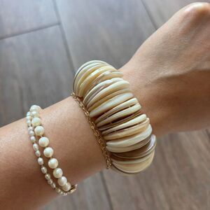 Anthropologie shell bracelet serafina pearl stretch boho statement chunky